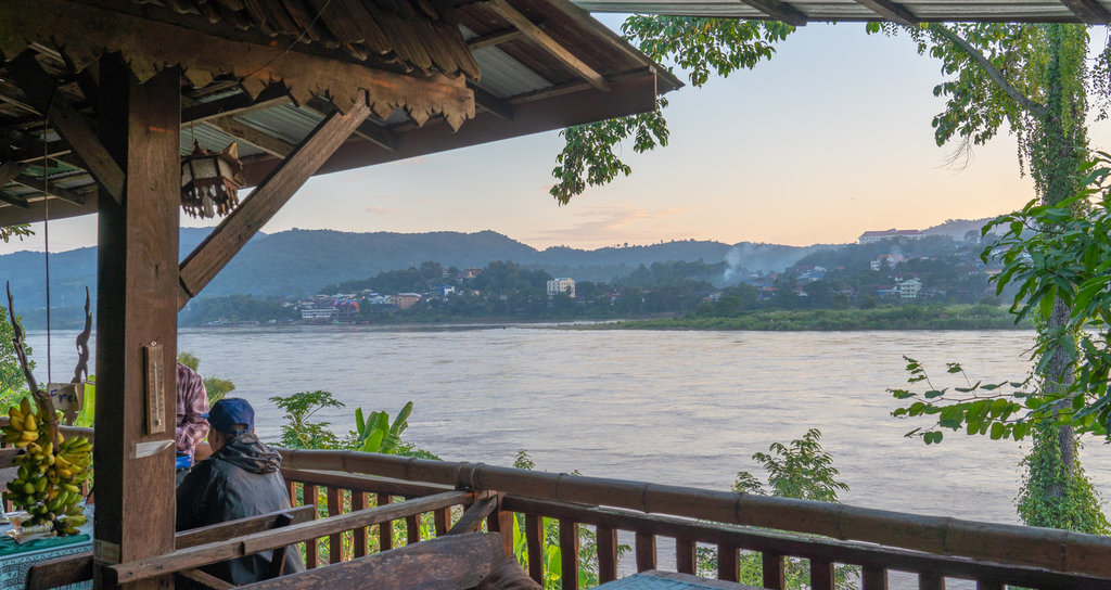 Chiang Khong e.jpg Chiang Khong e.jpg