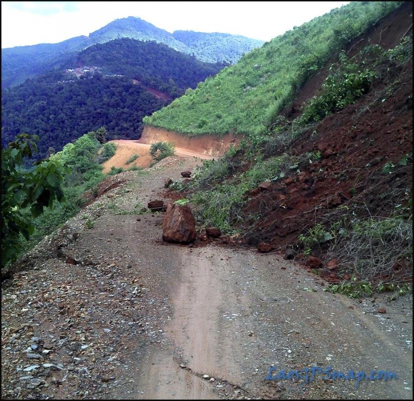 land-slide.jpg land-slide.jpg