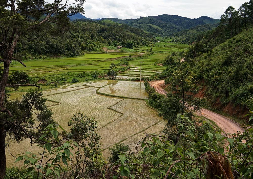 valley-road.jpg valley-road.jpg
