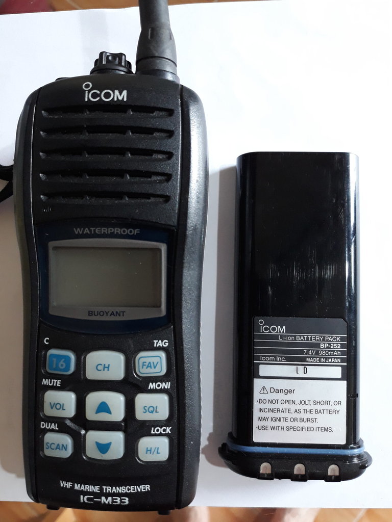 icom.jpg icom.jpg