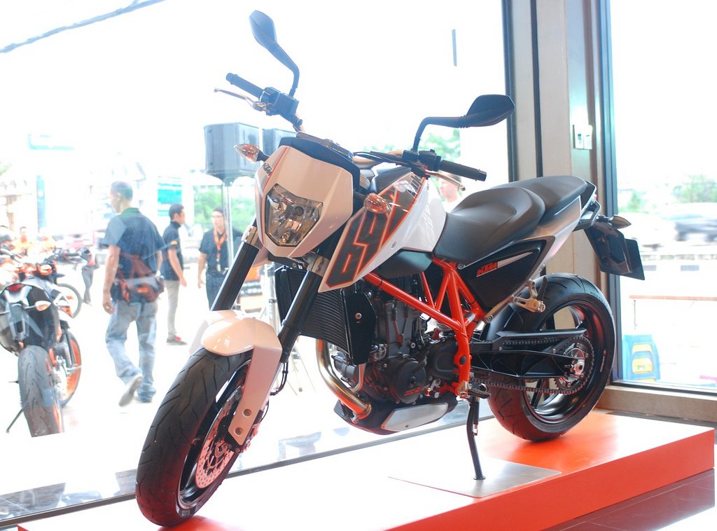 7758654326_e7582ce483_b.jpg 7758654326_e7582ce483_b.jpg