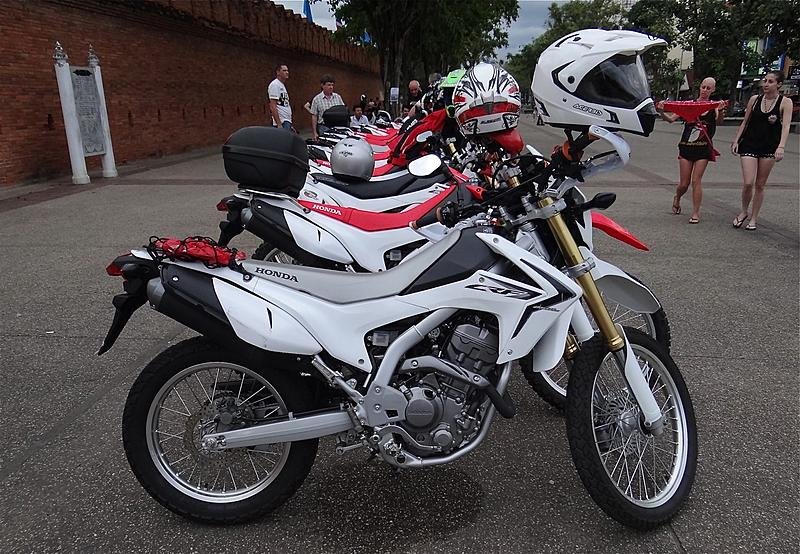 8808d1345350714t-crf-chiang-mai-honda-crf-club-meeting-cnx-saturday-evenings-dsc03465.jpg 8808d1345350714t-crf-chiang-mai-honda-crf-club-meeting-cnx-saturday-evenings-dsc03465.jpg