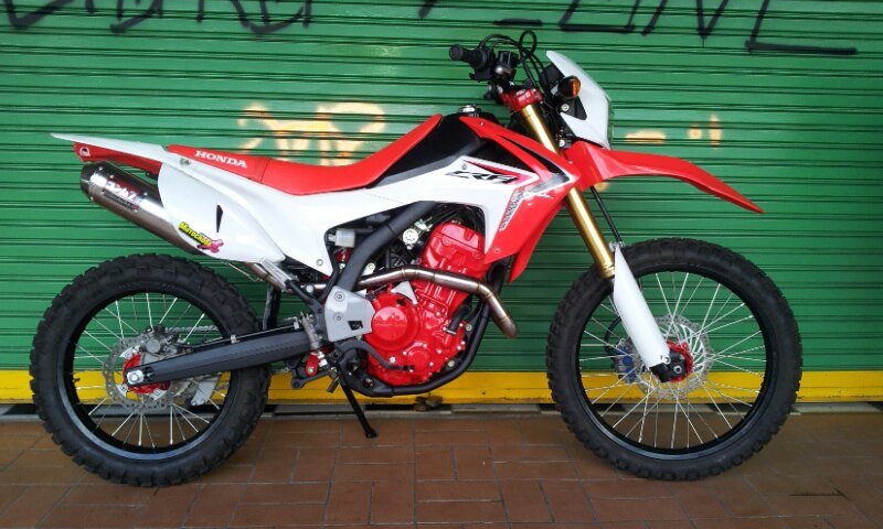 CRF 250: a moto off-road radical da Honda