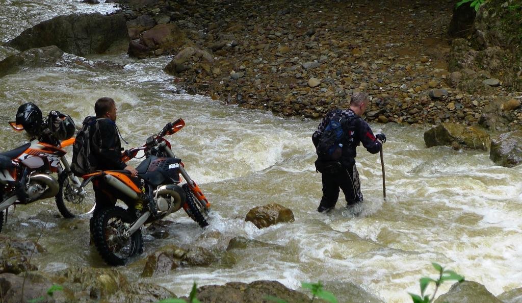 2012-10-10_160227.jpg 2012-10-10_160227.jpg