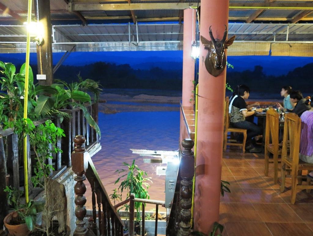 2012-10-10_163938.jpg 2012-10-10_163938.jpg