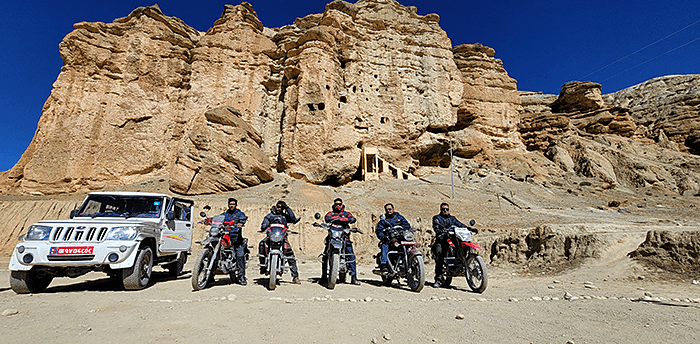 travel-guide-to-uppermustang.png