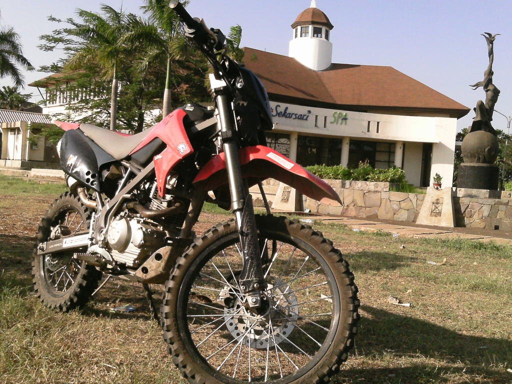 sym daang hari motorcycle