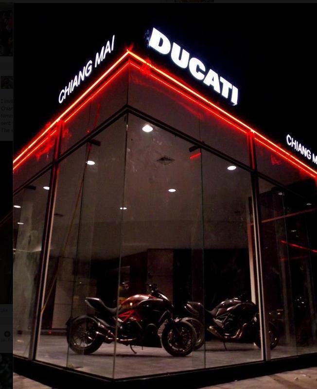ducati cnx.jpg ducati cnx.jpg
